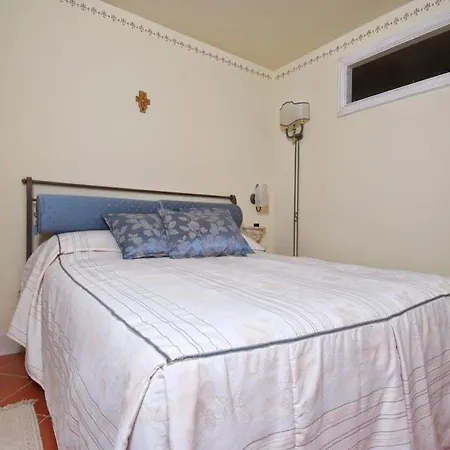 Villa La Fonte 13 *